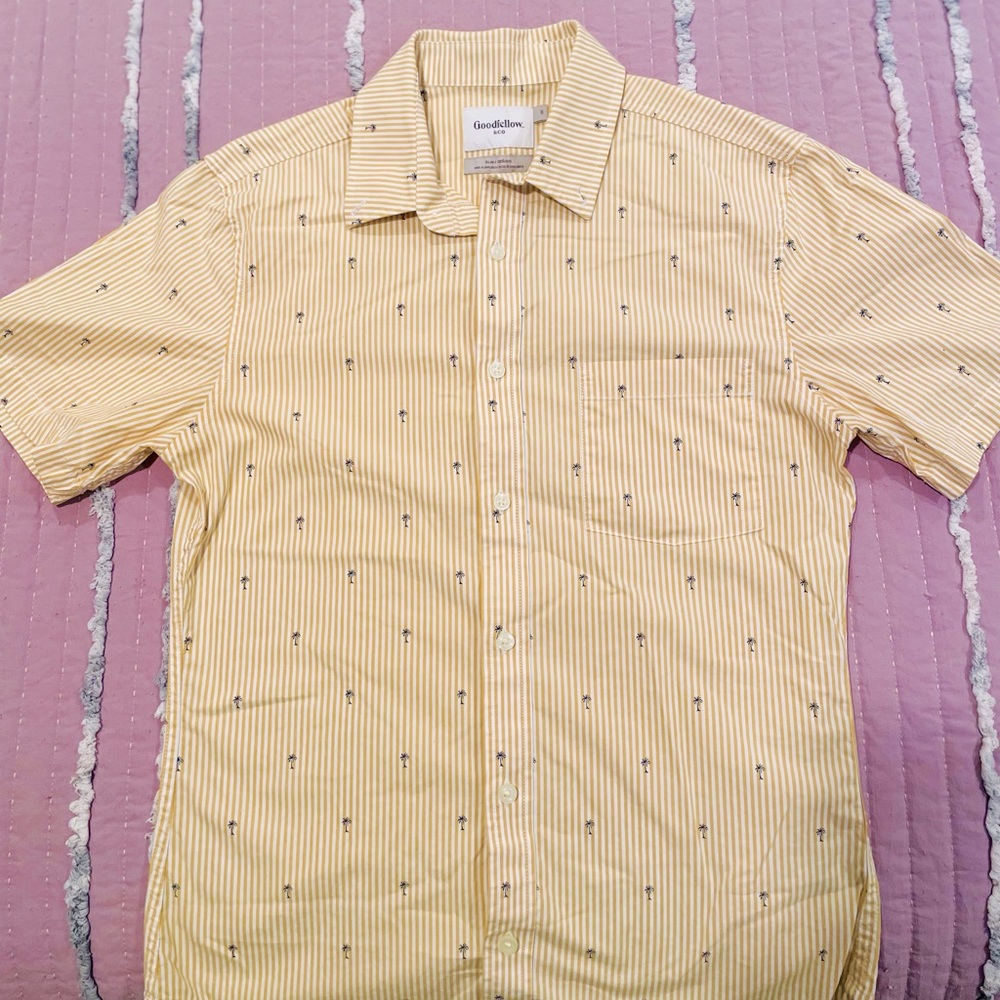 GoodFellow & Co Mens Small Button-up
